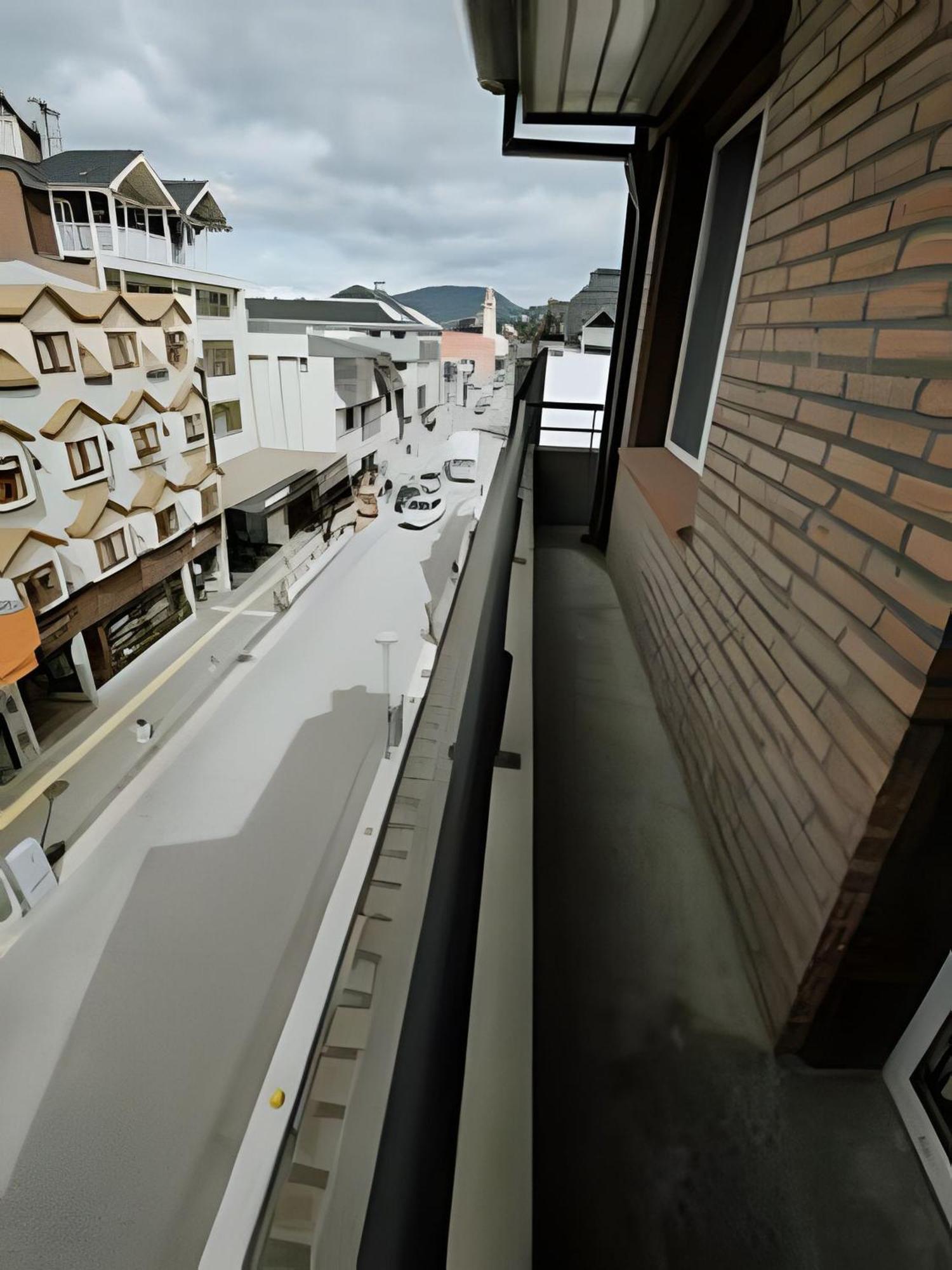 Aunaisin- Edificio Fadul 2E Ushuaia Exterior foto